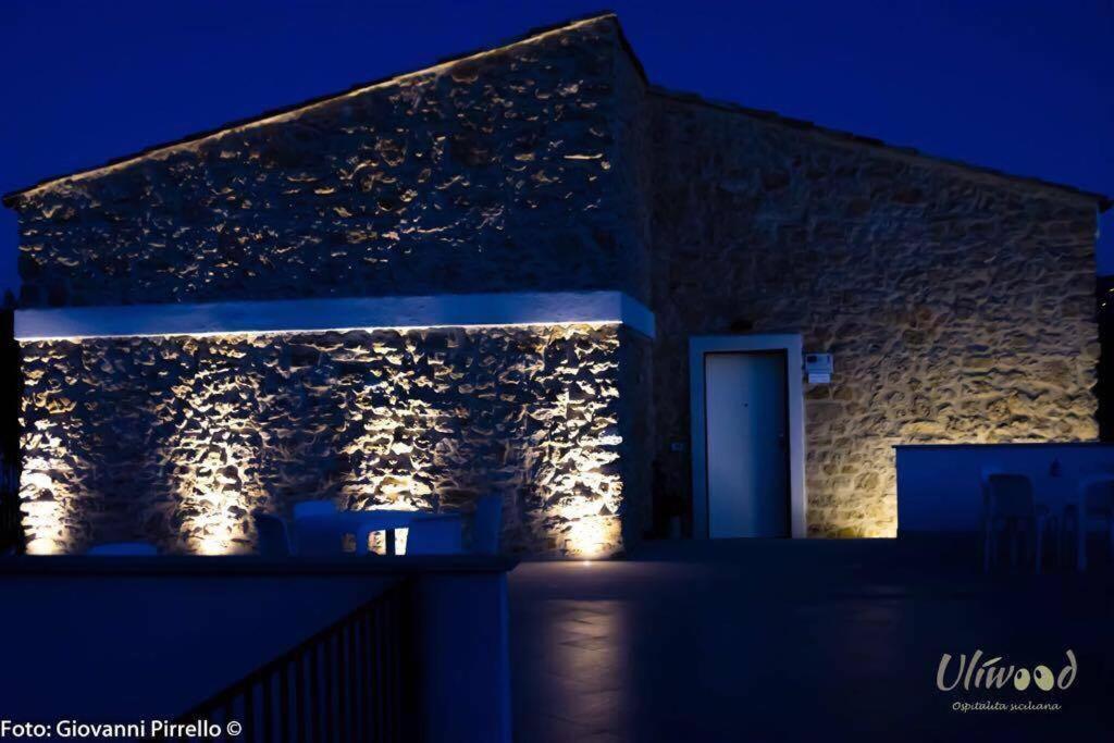 Uliwood Otel Caltanissetta Dış mekan fotoğraf