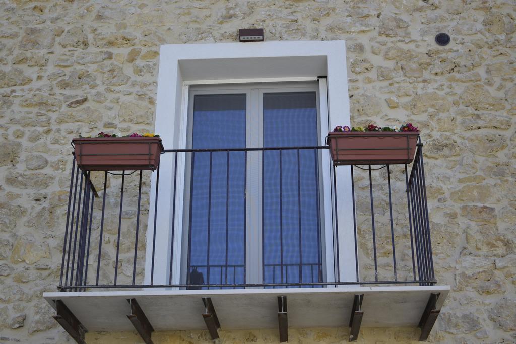 Uliwood Otel Caltanissetta Dış mekan fotoğraf