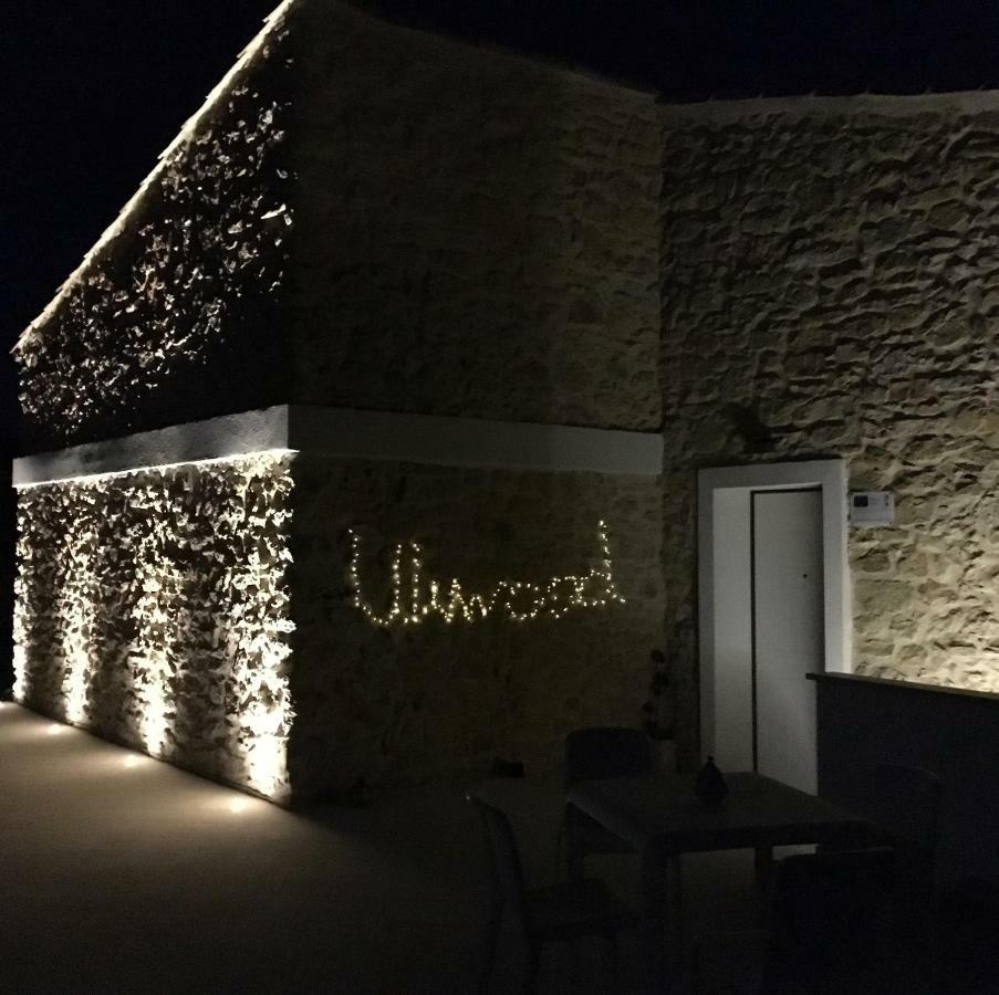 Uliwood Otel Caltanissetta Dış mekan fotoğraf
